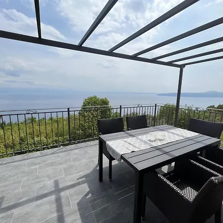 Holiday home Splendid With Panoramic Sea Views