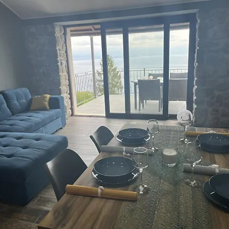 Splendid With Panoramic Sea Views *